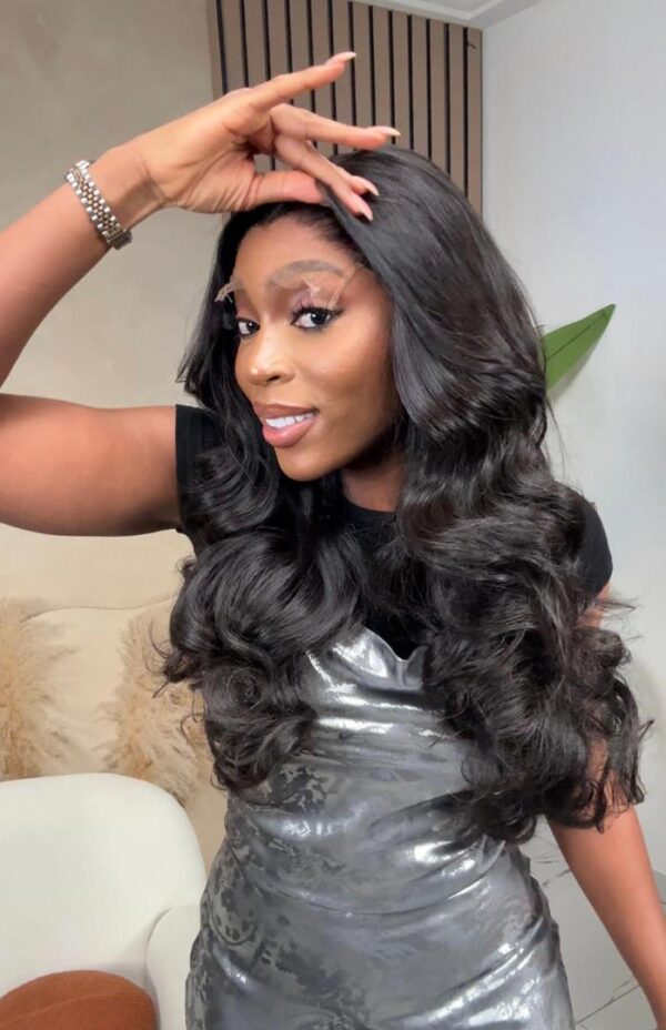 WhatsApp Image 2025-08-25 at 3.36.26 PM (2) 22″ Raw Wavy Layered 5×5 Closure Wig – 300g