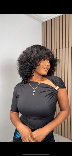 WhatsApp Image 2025-08-27 at 12.58.21 PM Celebrity Fringe Wig 200g